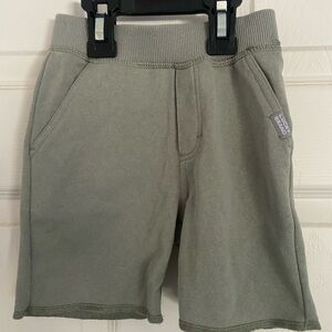 Boys Lucky Brand Green Shorts Size 18 Months Toddler Pants